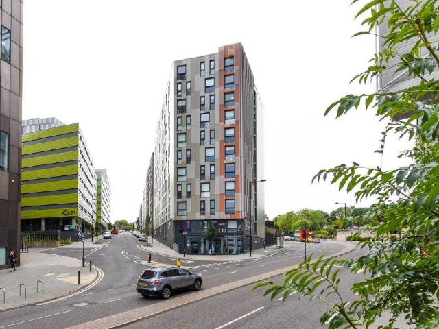 Pitt St, Newcastle NE4 Studio to rent £1,209 pcm £279 pw