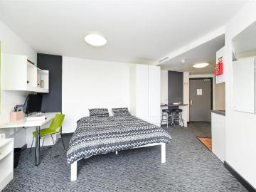 Pitt St, Newcastle NE4 Studio to rent £1,235 pcm £285 pw