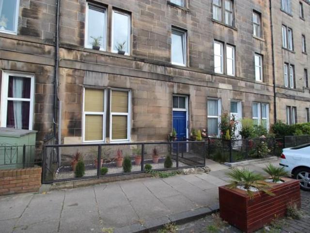 Pitt Street, Edinburgh EH6, 2 bed flat to rent, £1,395 pcm | PrimeLocation