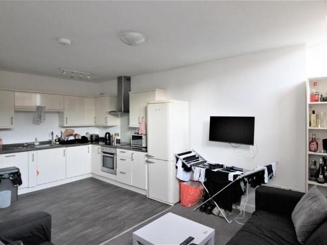 Pitt Street, Lancaster LA1 4 bed private hall to rent £563 pcm £130 pw