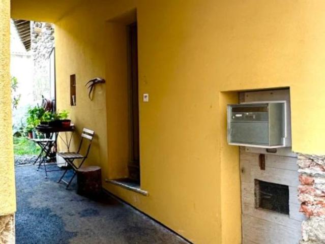 Pittoreskes 3.5 Zimmer Einfamilienhaus in Arosio
