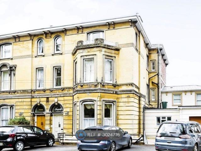 Pittville Circus Road, Cheltenham GL52, 3 bed flat to rent, £1,495 pcm | PrimeLocation