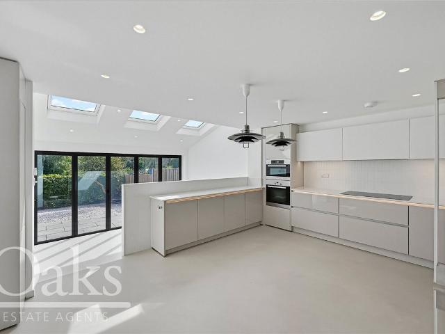 Pittville Gardens, South Norwood SE25, 5 bed detached house to rent, £4,000 pcm | PrimeLocation