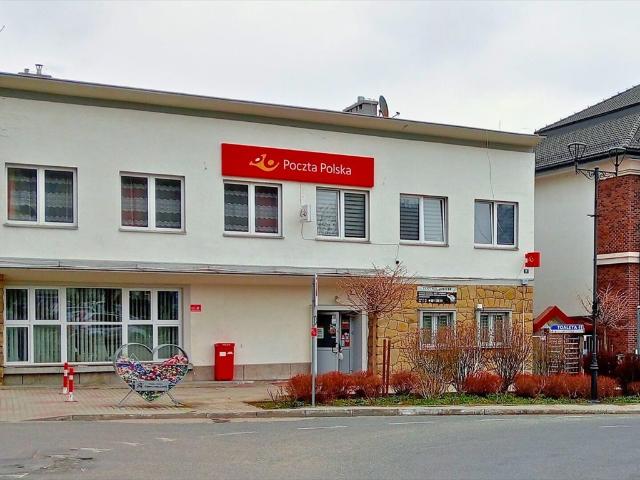 Wynajem lokalu biurowego przy Rynku w Piwnicznej Zdrój