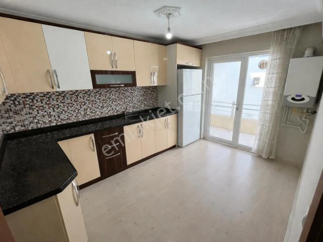Piyade Mah. Cadde Yanı Asansörlü 4+1 Teraslı Dublex Daire