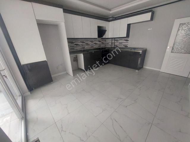 Piyade Mahallesinde 3+1 Bağımsız Merkezi Konumda Satılık Daire