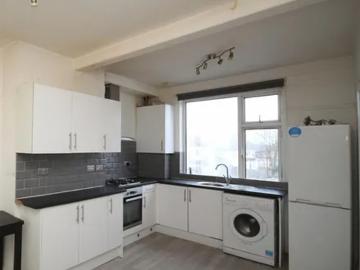 Pizza Perfect, 812 Harrow Road, London, HA0 3EL, United Kingdom | 5 bed duplex for rent #140398893 | Rentberry