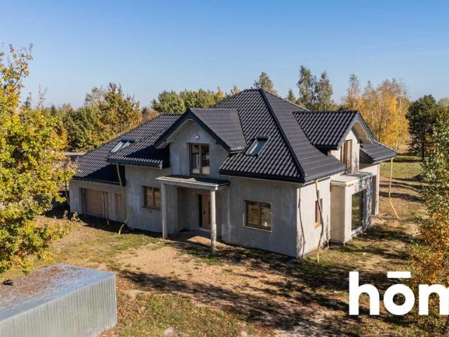 Nowoczesny dom 352 m² z sauną i ogrodem w Pomykowie