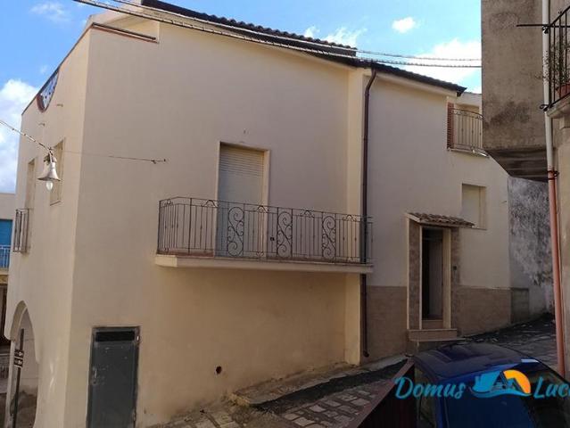 Pomarico 5 vani 122mq