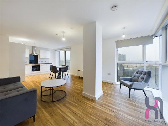 Pomona Strand, Trafford, M16 0YD, United Kingdom | 3 bed apartment for rent #139403193 | Rentberry