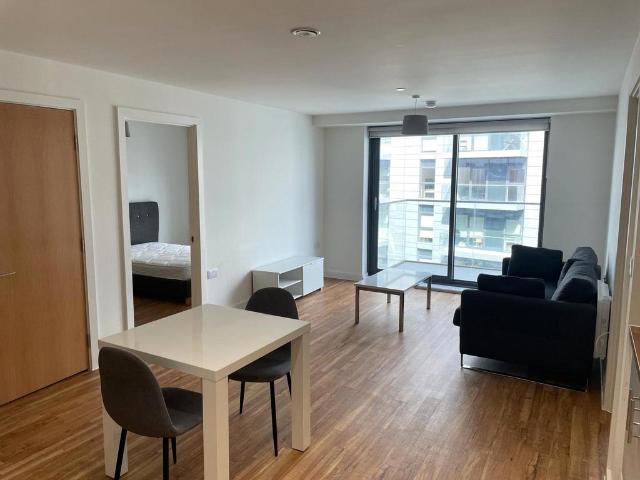 Pomona Strand, Trafford, M16 0YD, United Kingdom | 2 bed apartment for rent #139268597 | Rentberry