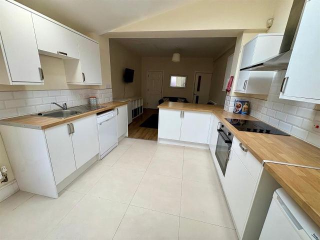 Pomona Street, Sheffield S11, 5 bed terraced house to rent, £438 pcm | PrimeLocation