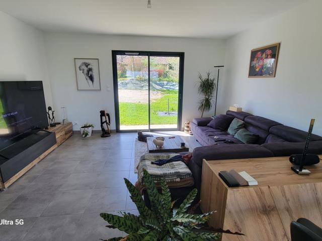 Pompertuzat Location villa 4 pièces 106m2 1 470 € CC Réf: LM3268 ATRIUMIMMO Atrium Immobilier