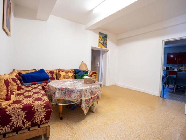 Maison de caractère 130 m² • Salon XXL de 70 m² • Garage !