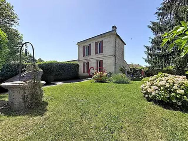 Pompignac 33370 Achat / Vente maison 3 pièces t3 au dernier étage parking