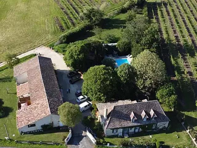 Pomport 24240 Achat / Vente maison 8 pièces t8 piscine