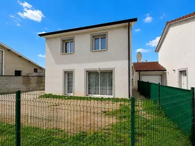 Pont de Chéruy 38230 Achat / Vente maison 4 pièces t4 terrasse parking