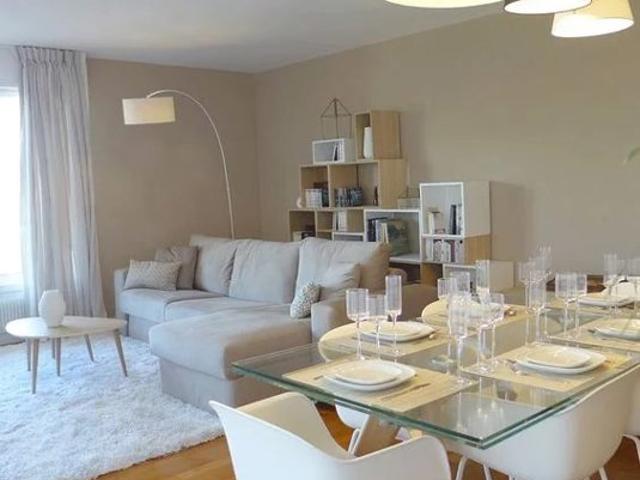 PONT DE CLAIX T4 de 80M² avec terrasse de 24m²