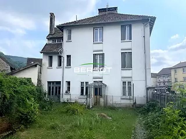 Pont de Roide Vermondans 25150 Achat / Vente maison 11 pièces t11 au dernier étage