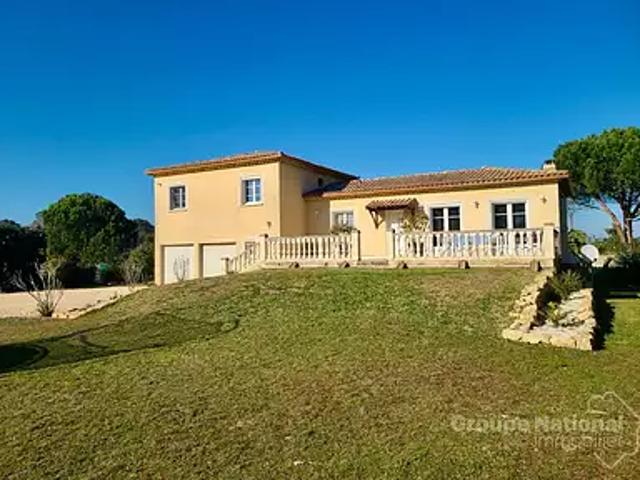 Pont Saint Esprit 30130 Achat / Vente maison 4 pièces t4 au dernier étage cave