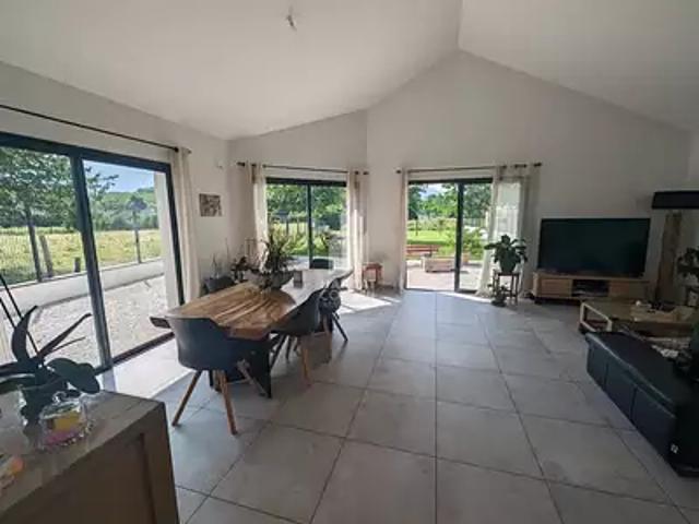 Pontcharra 38530 Achat / Vente maison 5 pièces t5 au dernier étage