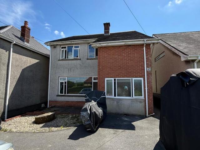 Pontardulais Road, Tycroes SA18 4 bed detached house to rent £1,400 pcm £323 pw