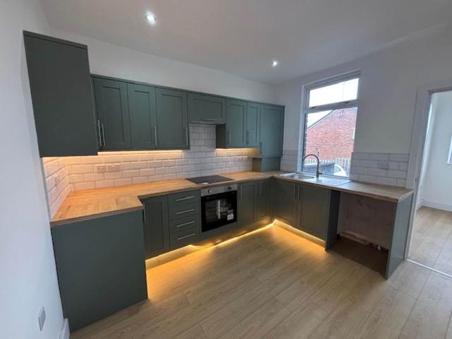 Pontefract Road, Cudworth, Barnsley S72, 3 bed terraced house to rent, £900 pcm | PrimeLocation