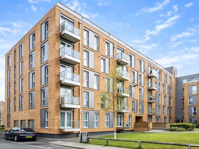 Pontes Avenue, Hounslow, Greater London TW3, 1 bed flat to rent, £1,500 pcm | PrimeLocation