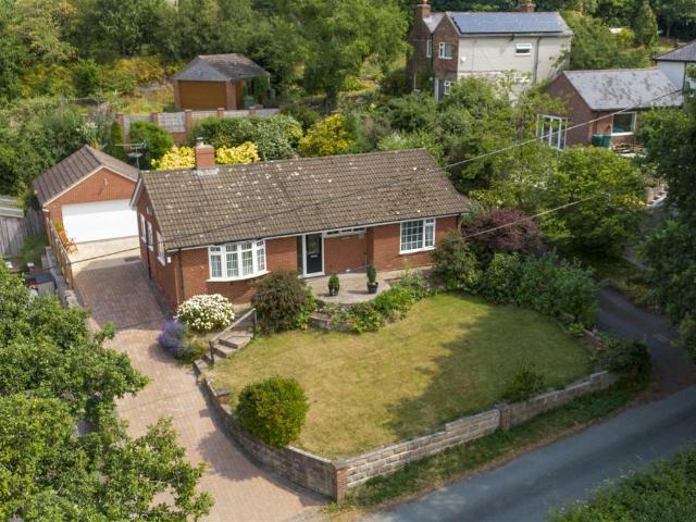 Pontesbury Hill, Shrewsbury 3 bed detached bungalow to rent £1,200 pcm £277 pw