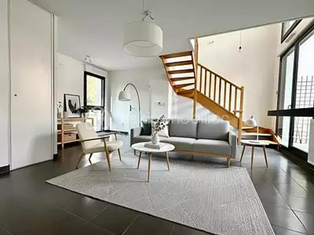 Pontoise 95300 Achat / Vente appartement 3 pièces t3 au dernier étage terrasse