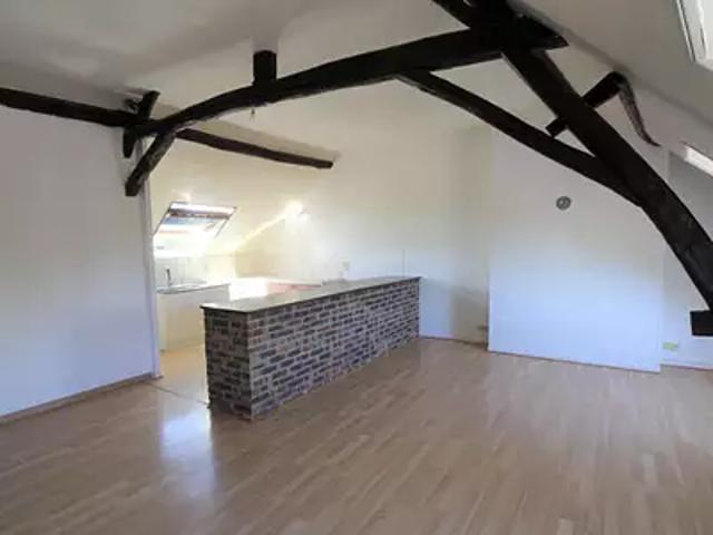 Pontlevoy 41400 Location appartement 3 pièces t3 terrasse cave