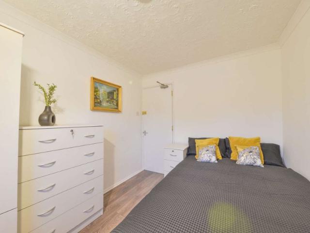 Pond Croft, Hatfield AL10, 4 bed shared accommodation to rent, £925 pcm | PrimeLocation