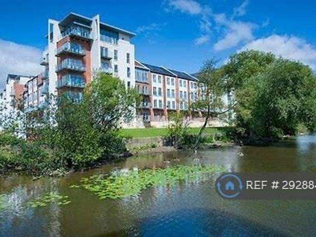 Pond Garth, York, YO1 2 bed flat to rent £1,640 pcm £378 pw