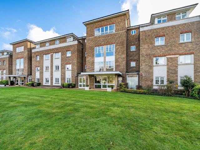 Pond House, Stanmore HA7, 2 bed flat to rent, £2,400 pcm | PrimeLocation