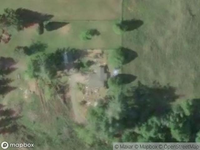 Pond Ln
