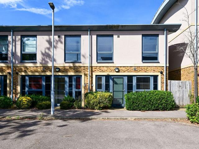 Pond Road, Farnborough GU14, 3 bed terraced house to rent, £1,850 pcm | PrimeLocation