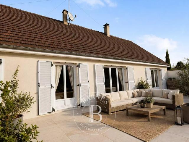Pondron Vallée de l'Automne Maison familiale de 275 m² a. 275m² Fresnoy la Rivière