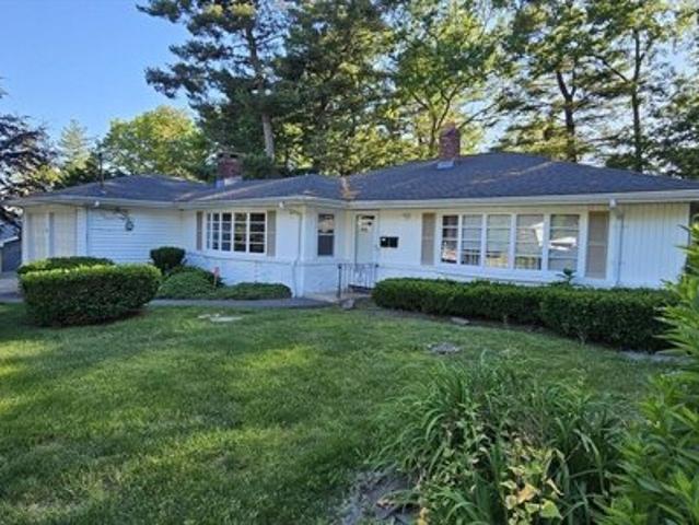Pondview Cir, Brockton, Home For Sale