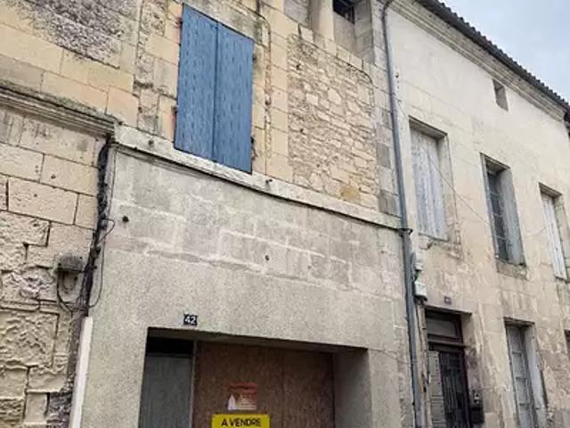 Pons 17800 Achat / Vente maison 4 pièces t4 cave