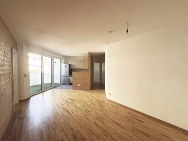 Pool am Dach schöne 3 Zimmer Balkonwohnung in Atzgerdorf