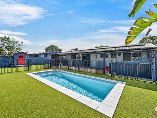 Pool, Patio and Privacy in a Quiet Kelso Court