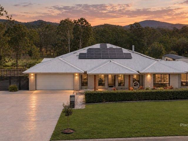 A Custom built home! Sheds, Pool, Dam + More