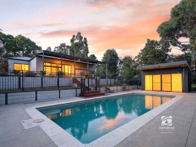 POOL, SHED & SPACE TO MOVE