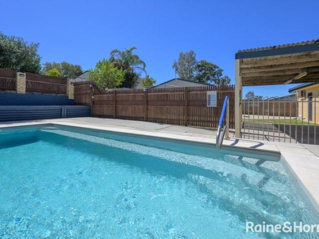 Pool. Shed. Potential Act Now. !