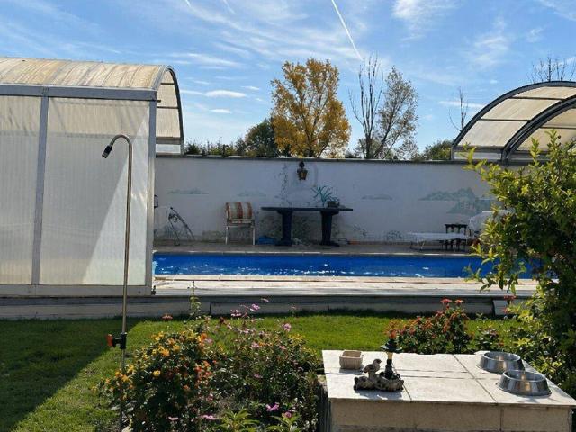 Pool, Sonne, Terrasse, Sauna die Wohlfühloase!