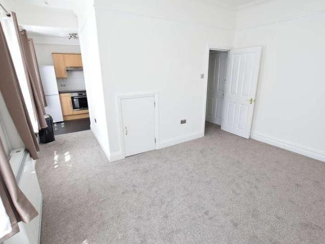 Poole Road, Westbourne, Bournemouth, BH4