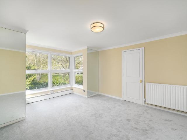 Pooles Lane, Chelsea SW10, 1 bed flat to rent, £2,250 pcm | PrimeLocation