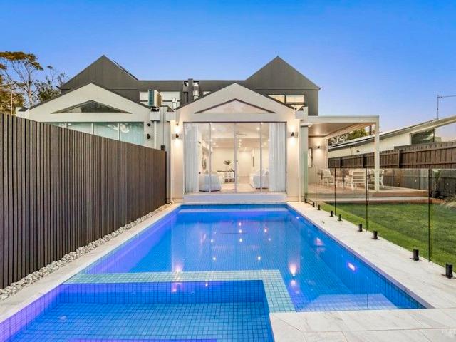 Poolside Entertainer with a Luxe Edge