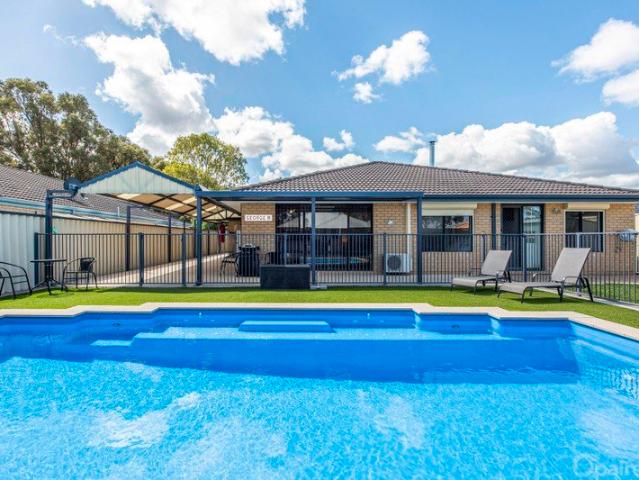 Poolside entertaining, family comfort & side access