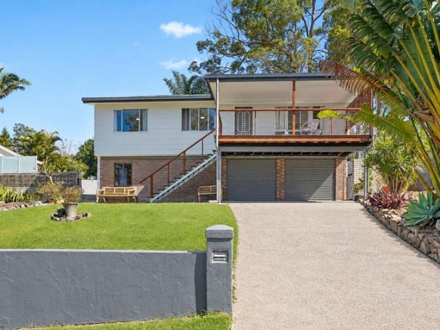 Poolside Home With Dual Living, 817mÂ² Block & Exceptional Nerang Convenience